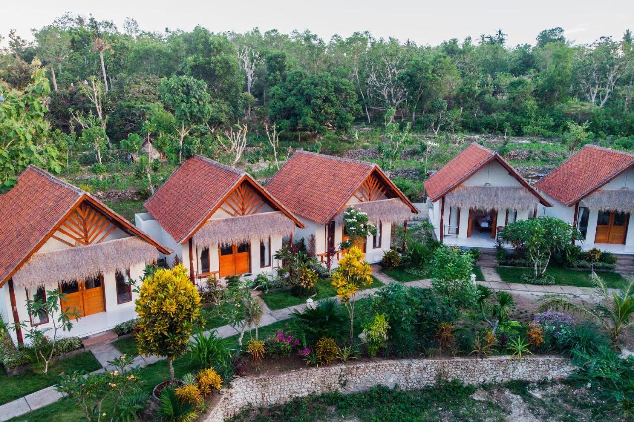 Camar Cottage & Hostel Toyapakeh Bagian luar foto
