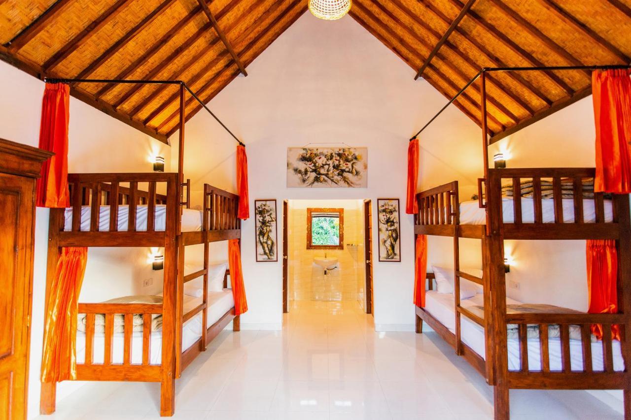 Camar Cottage & Hostel Toyapakeh Bagian luar foto