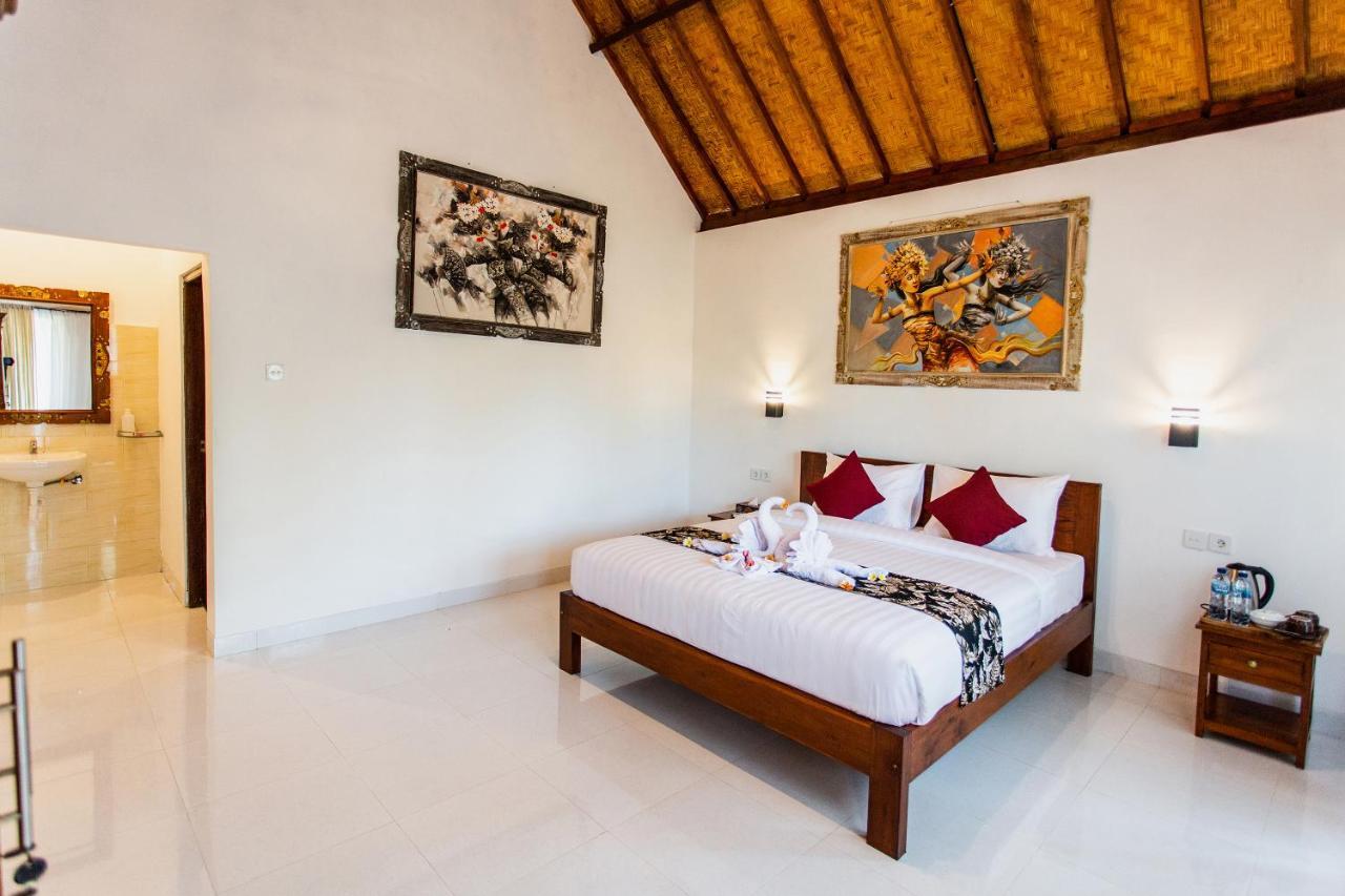 Camar Cottage & Hostel Toyapakeh Bagian luar foto