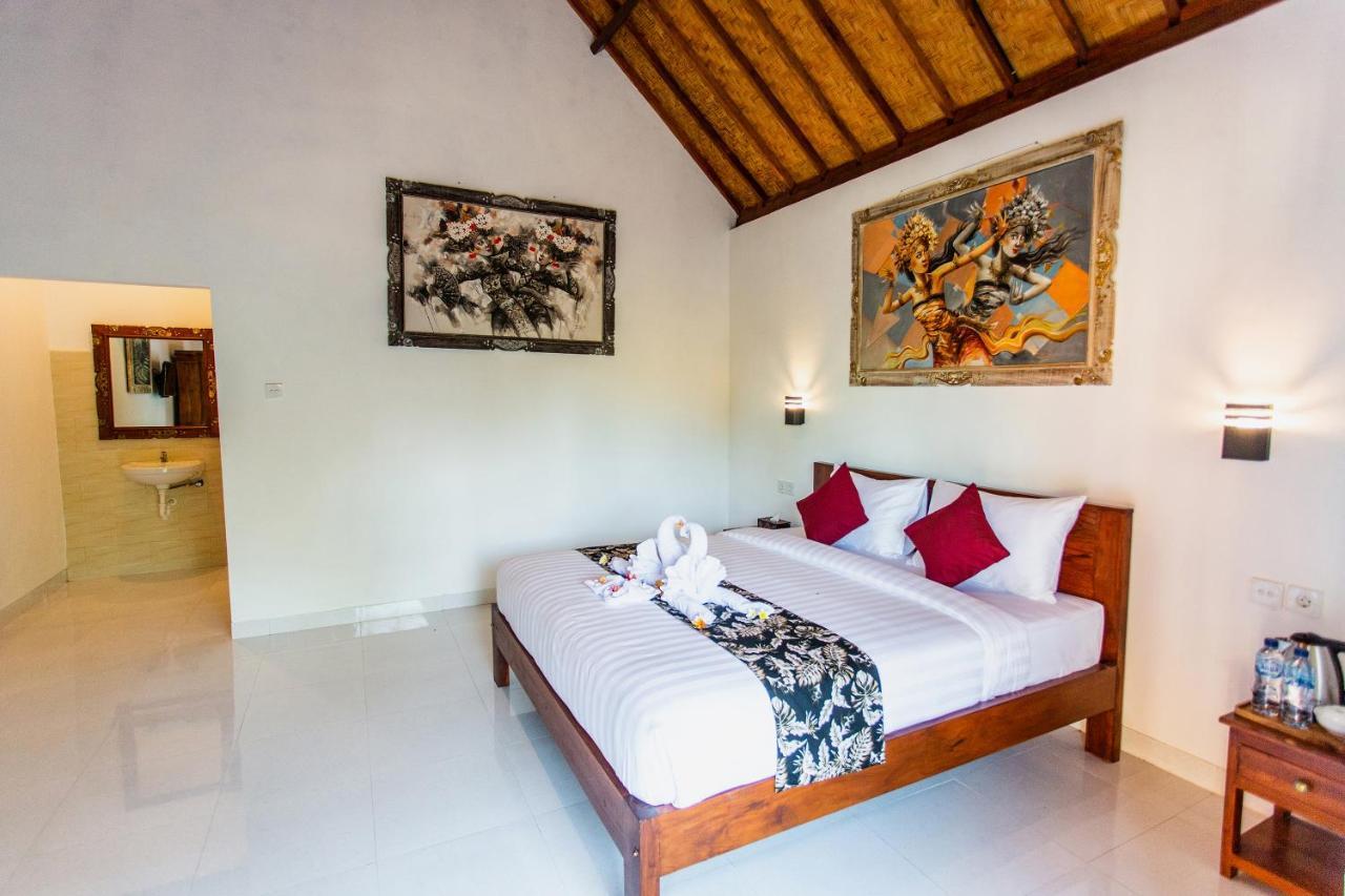 Camar Cottage & Hostel Toyapakeh Bagian luar foto